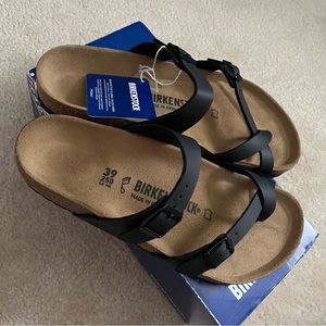 Birkenstock Mayari size 39eu/ 8us black sandals
